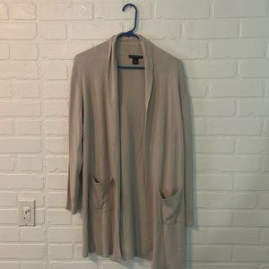 Cream/tan cardigan